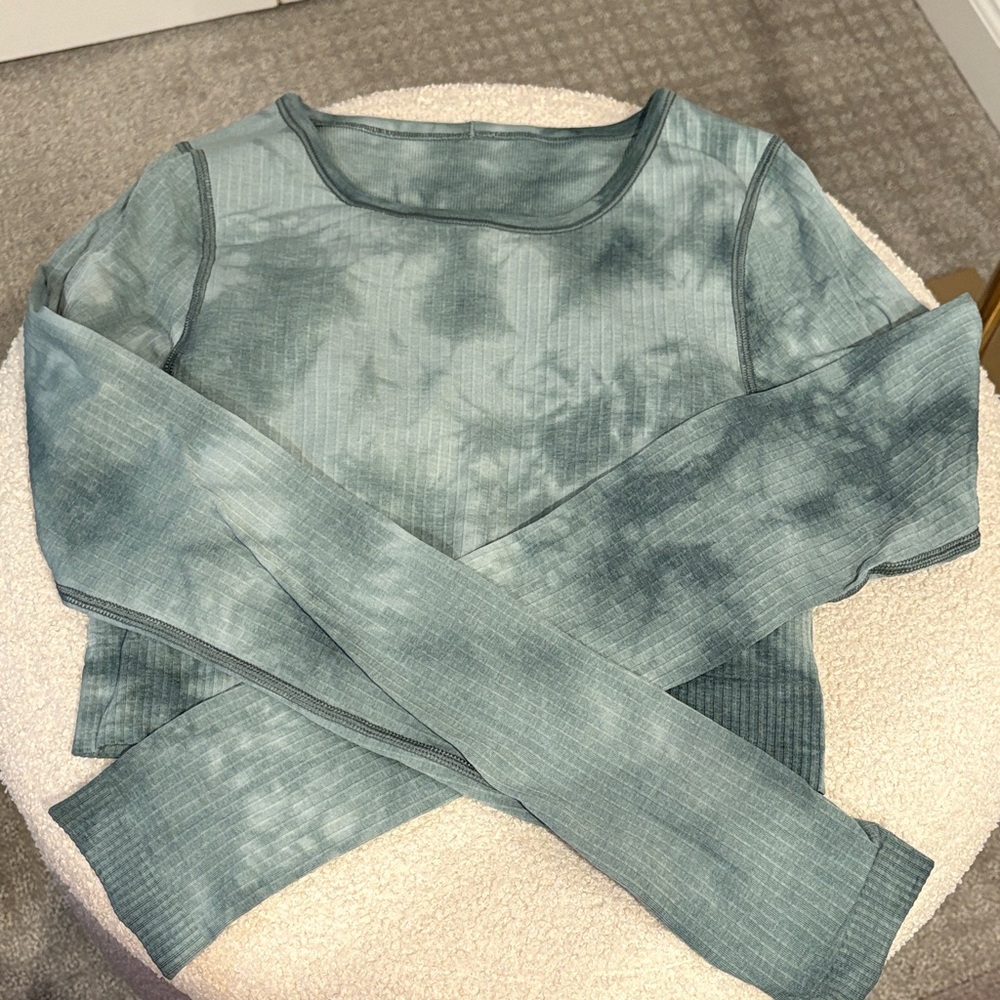 Lululemon Cropped Long Sleeve